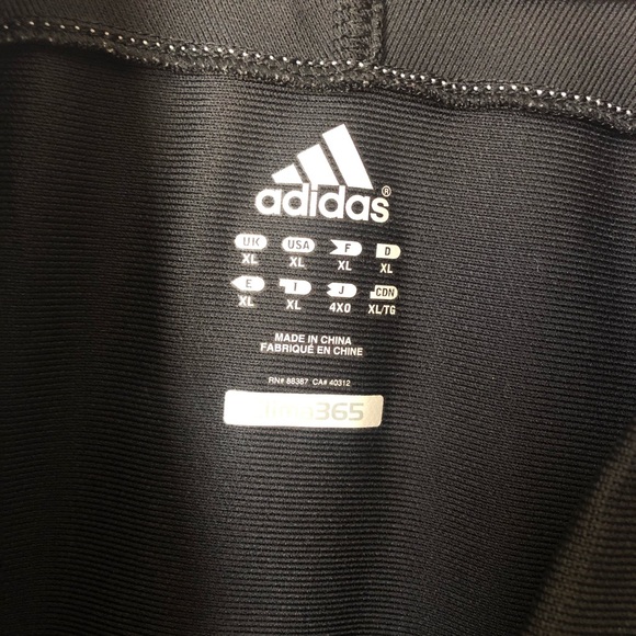 Men’s Adidas polo - Picture 2 of 6